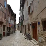 Lägenhet Augusta Ferri Rovinj