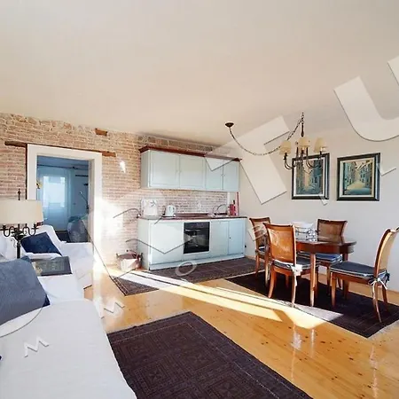 Appartement Augusta Ferri