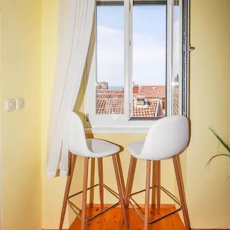 Augusta Ferri Apartment