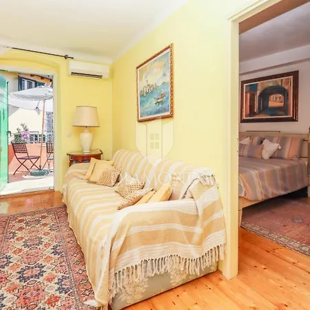 Διαμέρισμα Augusta Ferri