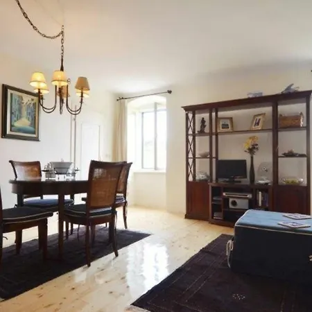 Augusta Ferri Apartment *