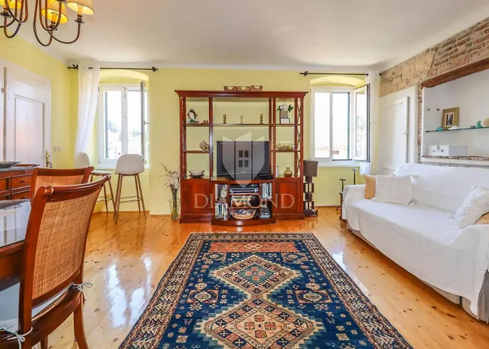 Augusta Ferri Apartamento Rovinj