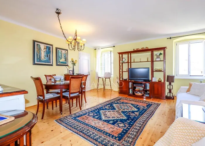 Augusta Ferri Apartamento *